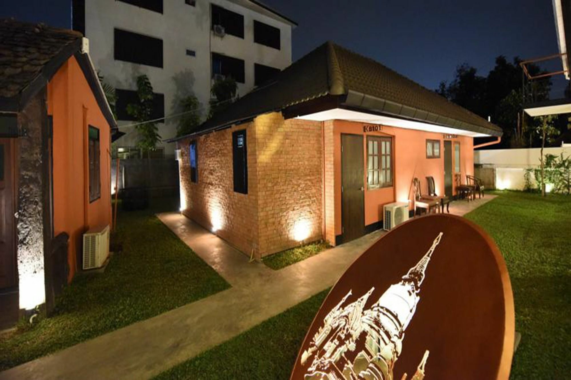 Chiang Mai Udee Hotel Exterior photo